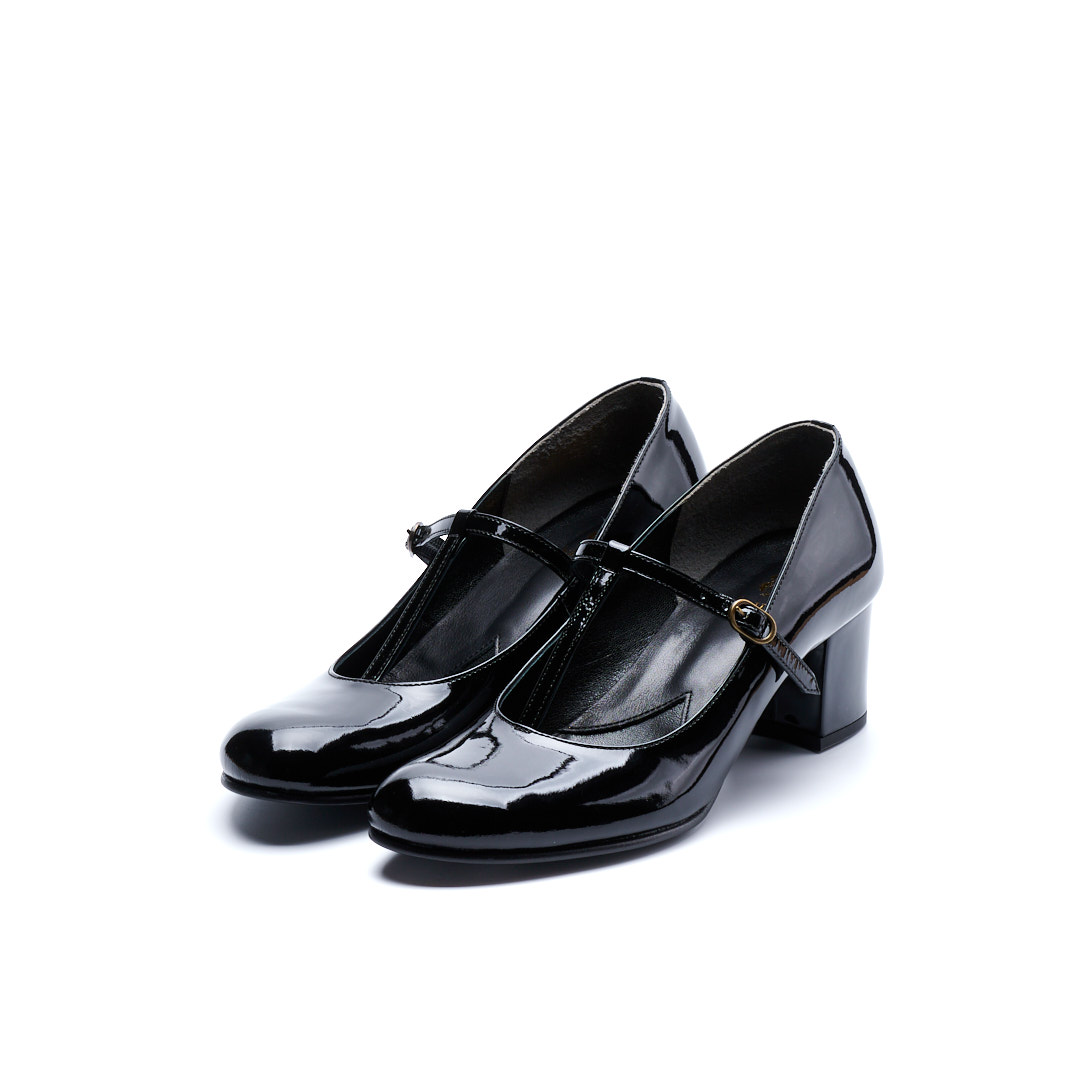 C-2353　T-STRAP HEEL PUMPS BLE
