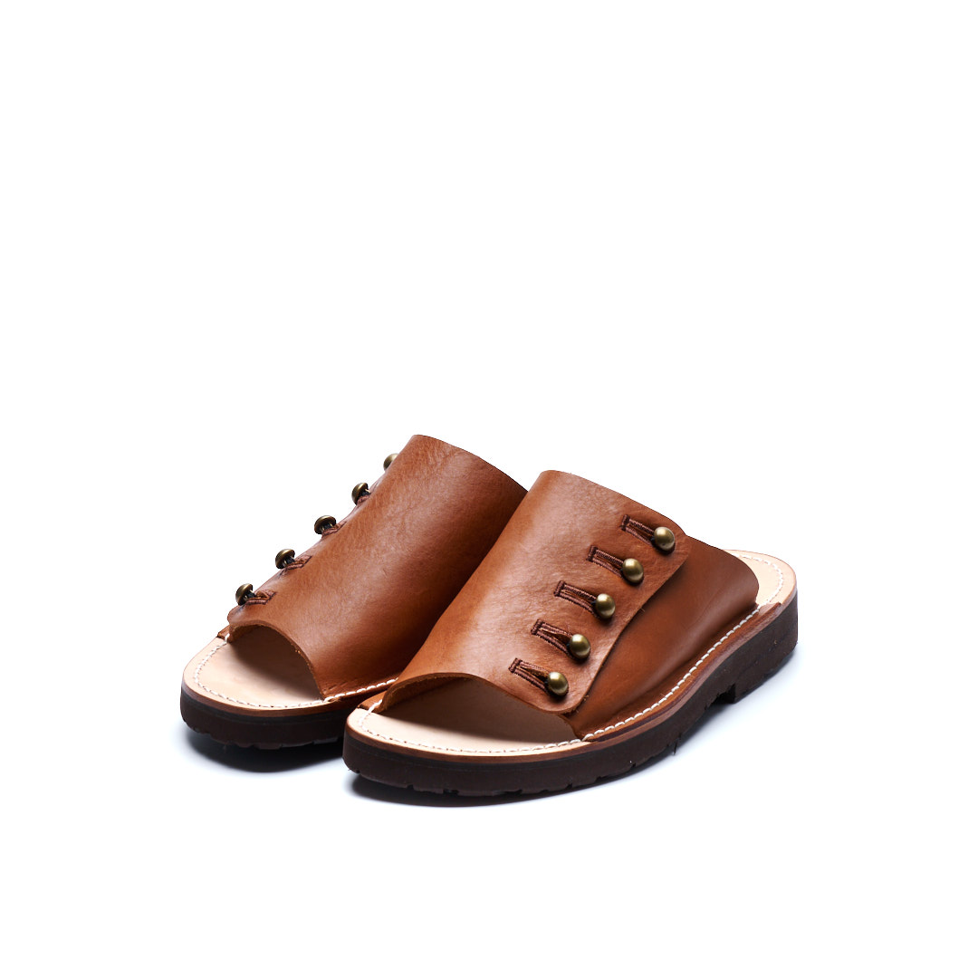 PC-5078　BUTTON SANDALS  BR