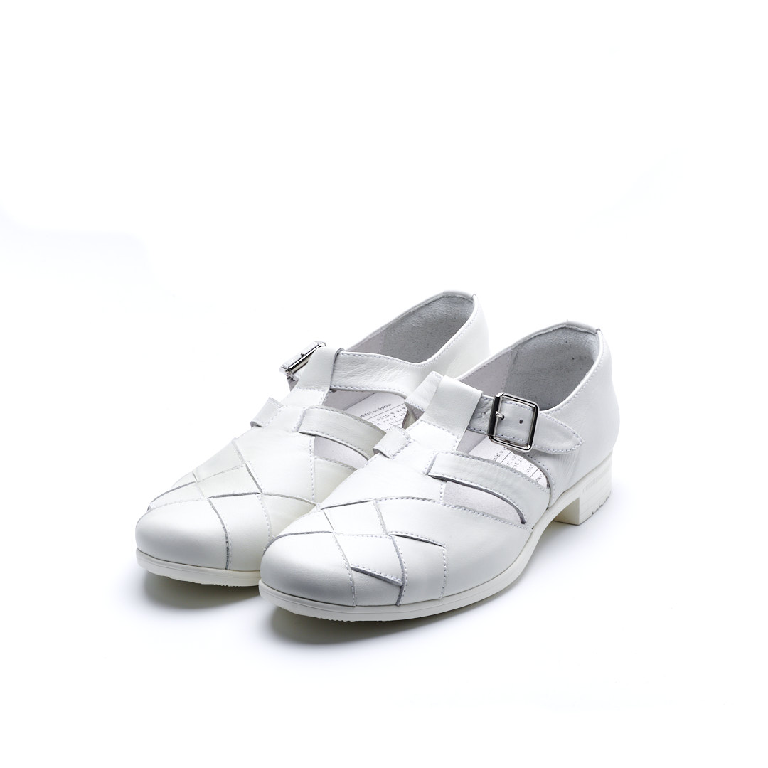 TR-029　MESH STRAP SHOES WH