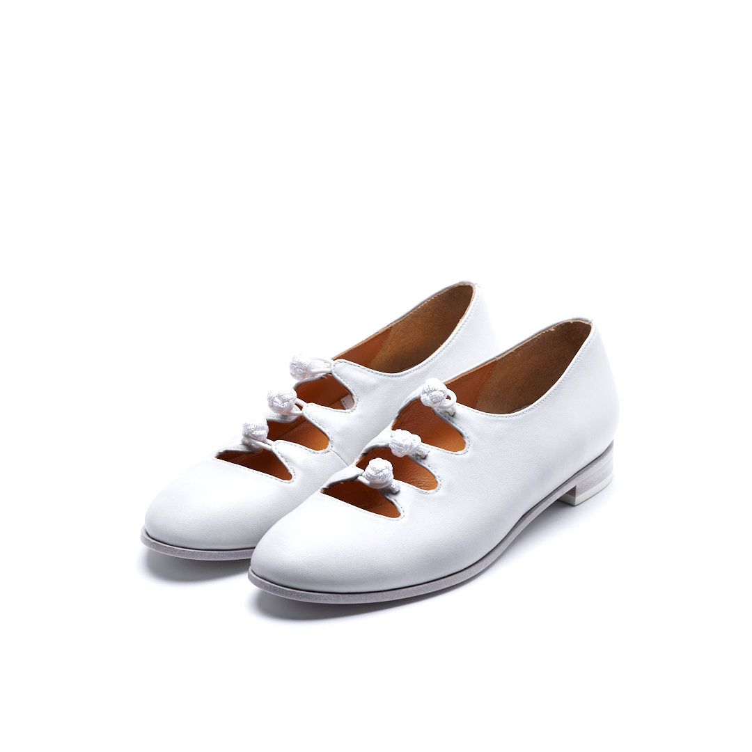 C-2364　CHINA BUTTON FLAT SHOES WH