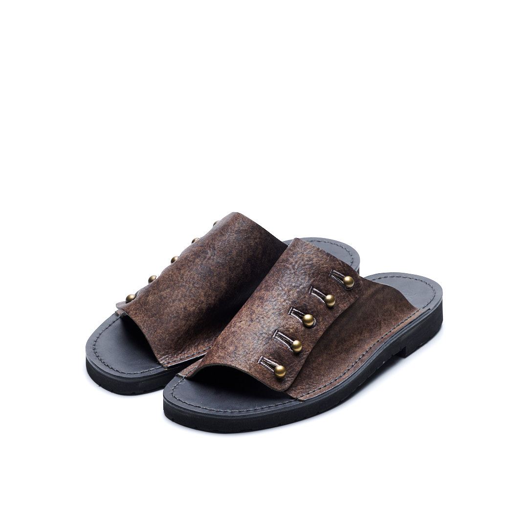 C-7050　BUTTON SANDALS  AN